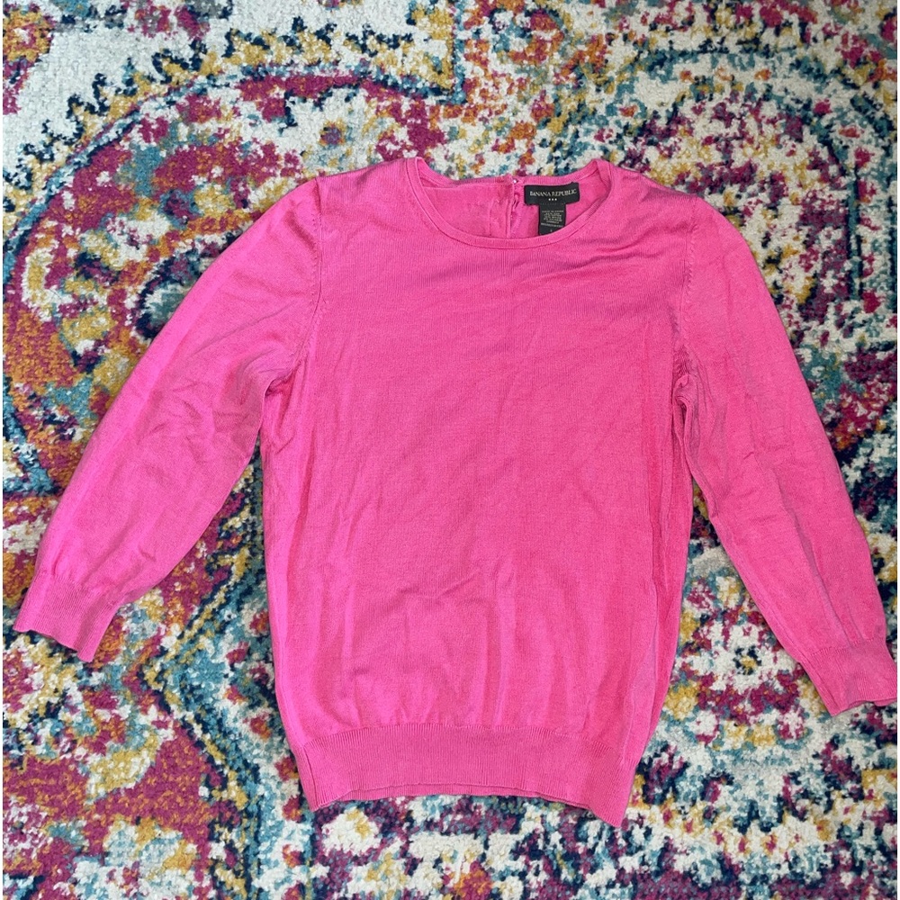 Banana republic 3/4 sleeve sweater with pearl buttons